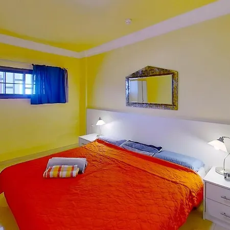 Tropical Attic Apartment